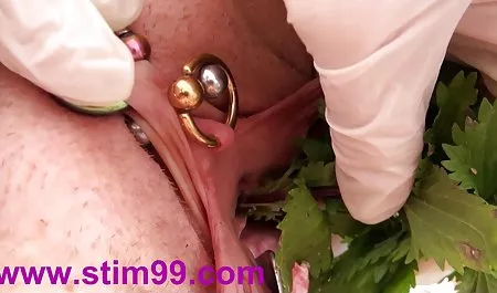 பெண் அழகான ஆபாச latinime கீஷா சாம்பல் பெறுகிறார் மோதியதுடன்