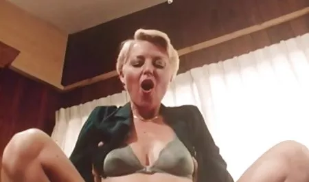 என்னை pornocracy கிண்டல் செய்து என்னை